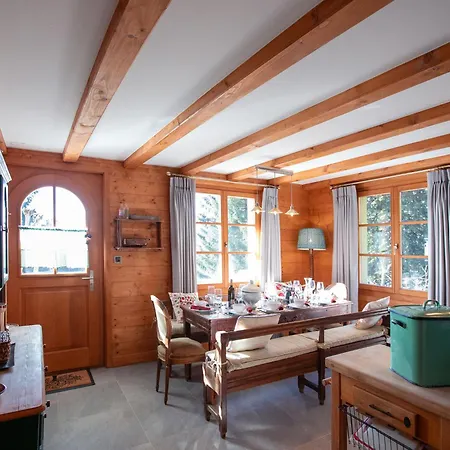 Tetras By Interhome Шезьер